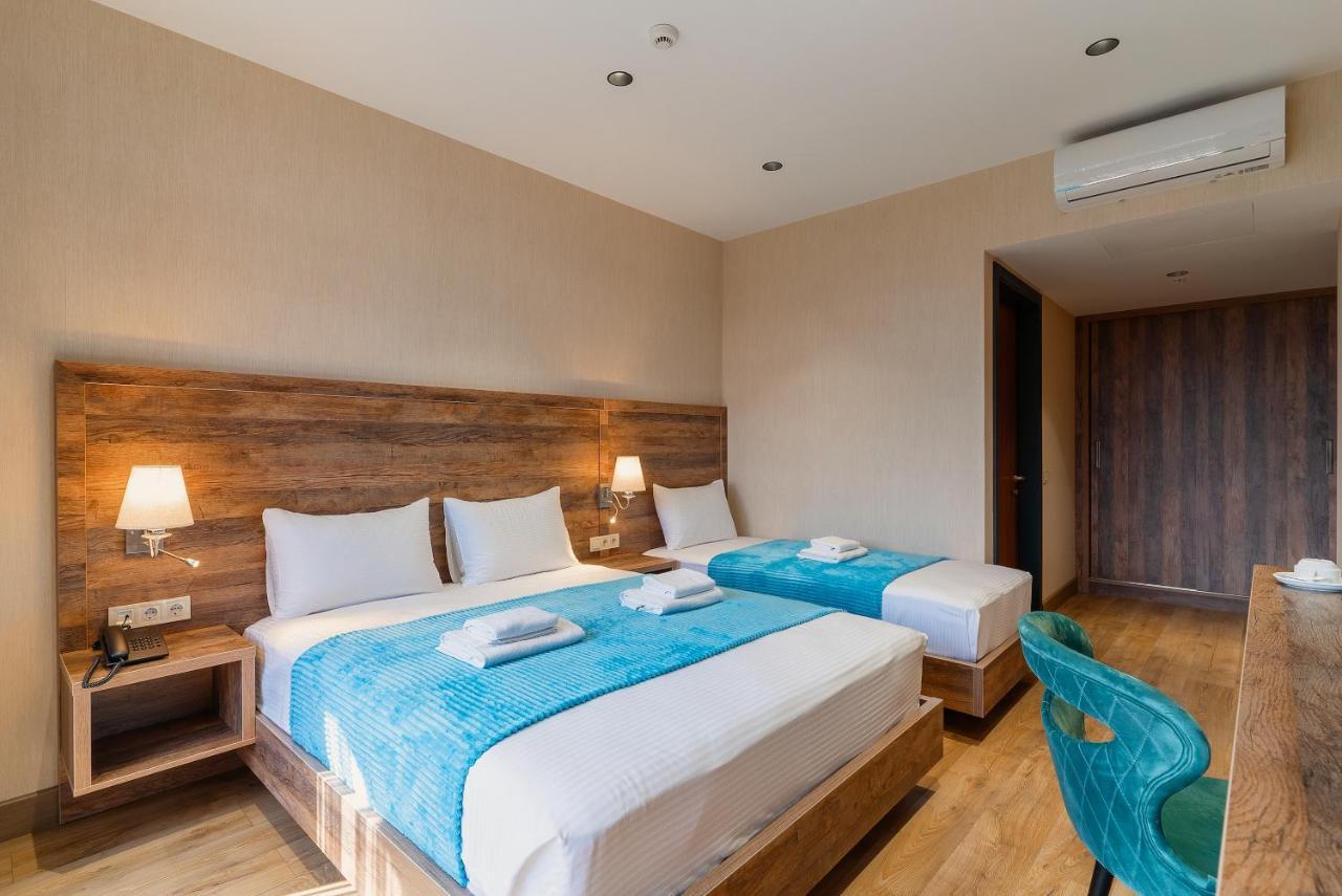 Cozy Loft Hotel Batumi Exterior photo