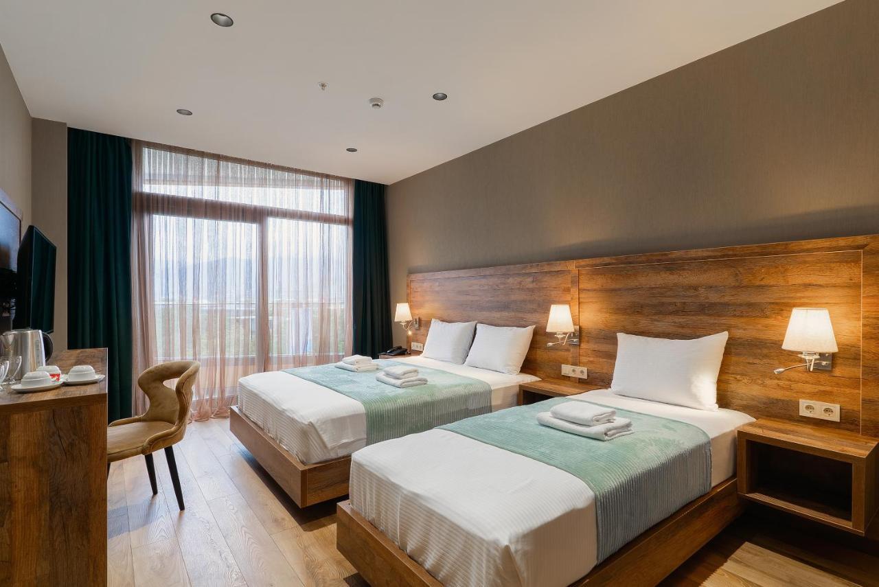 Cozy Loft Hotel Batumi Exterior photo